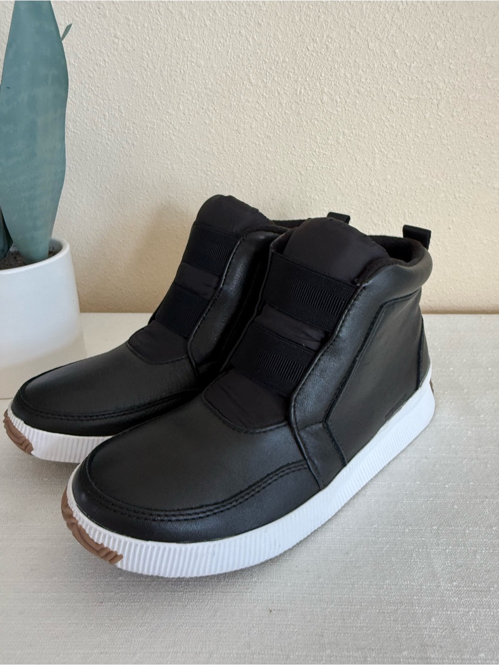 SOREL Black Leather High-Top Sneaker Boot with White Sole - Picture 11 of 11